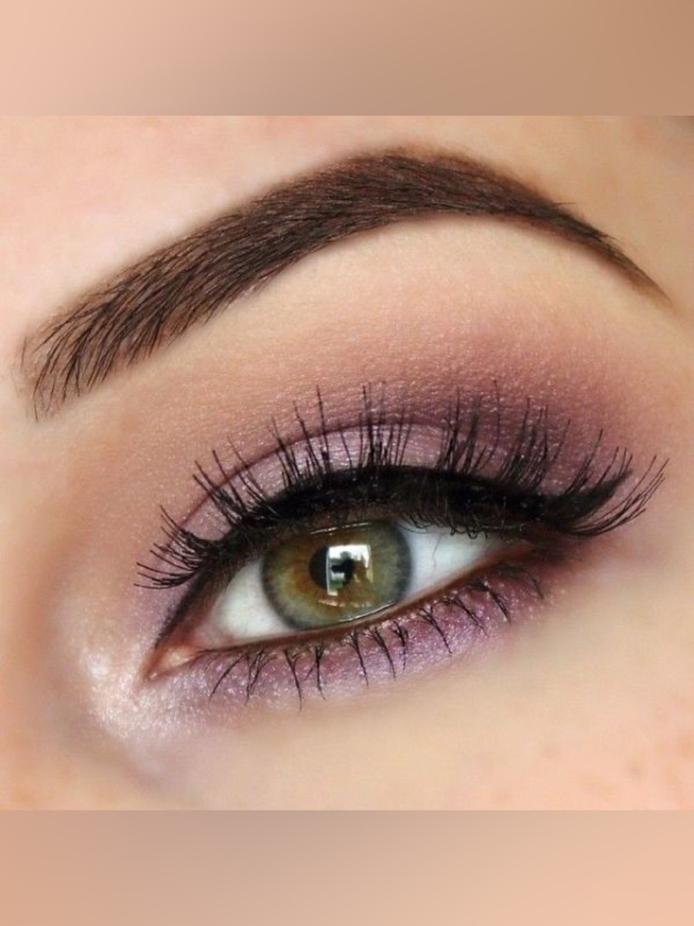 MAC Cosmetics Veluxe Pearl Eyeshadow Single - Beautiful Iris - Picture 10 of 16